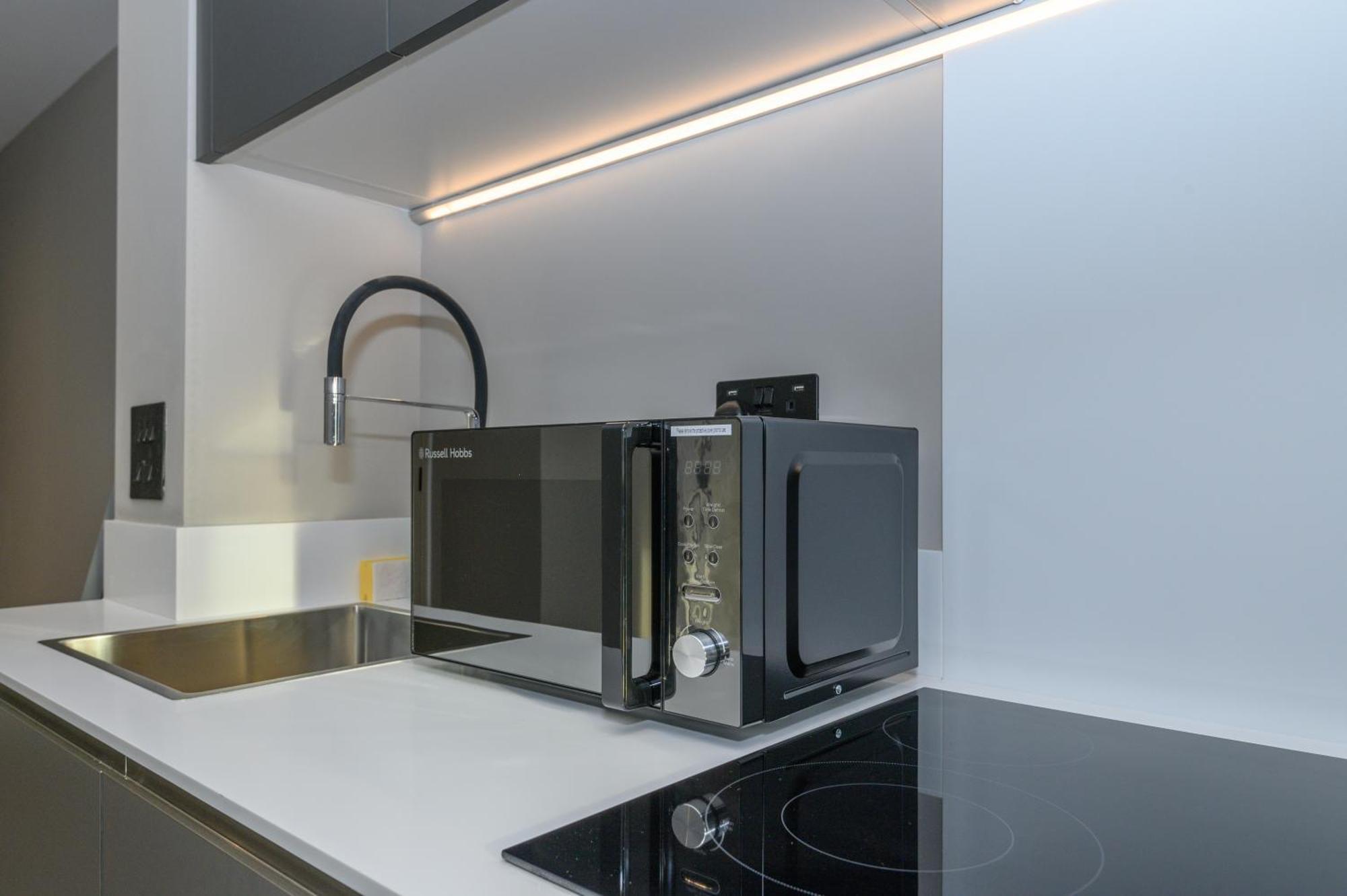 Superior 1 Bed Apartment By Leeds Train Staiton Экстерьер фото
